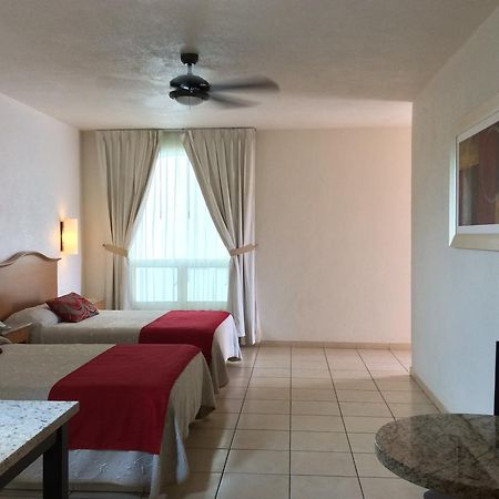Hotel Fuerte Real Ciudad Guzman Bagian luar foto