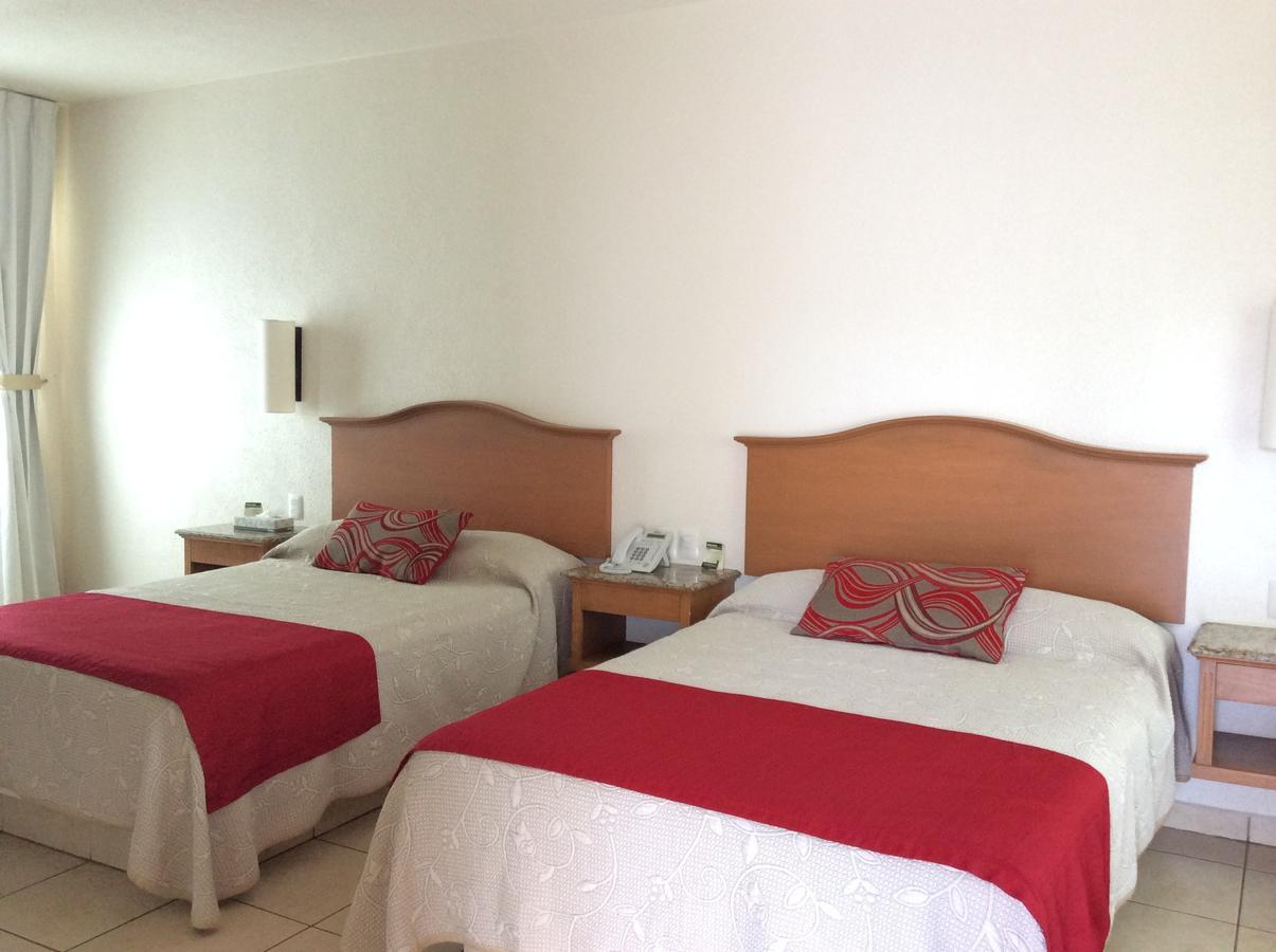 Hotel Fuerte Real Ciudad Guzman Ruang foto