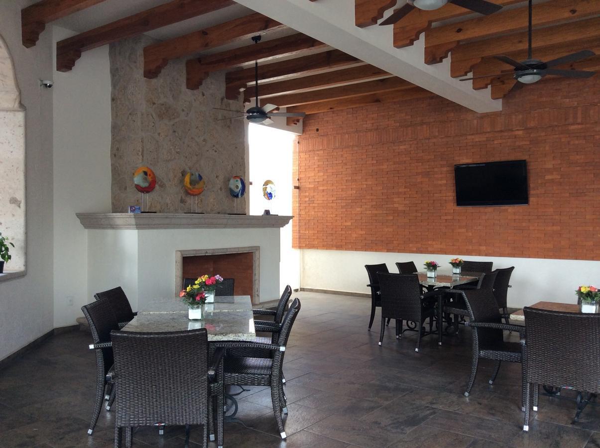 Hotel Fuerte Real Ciudad Guzman Bagian luar foto